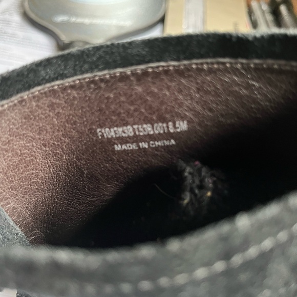 John Varvatos black suede shoes, originals. size 8.5 excellent condition - Picture 2 of 4